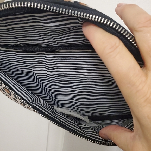 NWT Brighton "Wild Cat" Belt/Sling Bag Retails for $78, Lightweight, Versatile - Picture 10 of 10